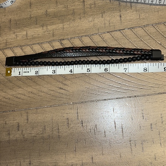 🆕 Men’s multi-layered leather bracelet with magnetic clasp. - Picture 6 of 6